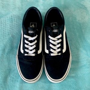 Vans size 9 black and white canvas